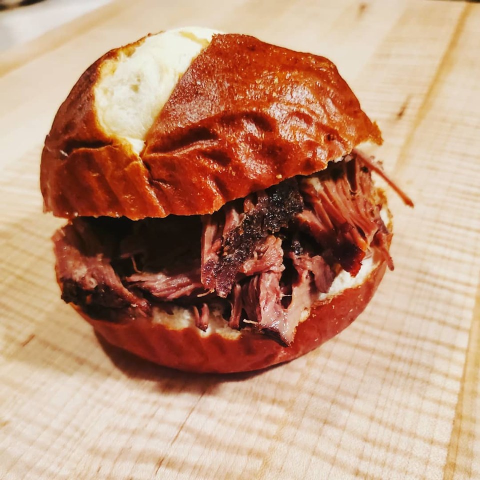Garlic Roast Beef Sandwich